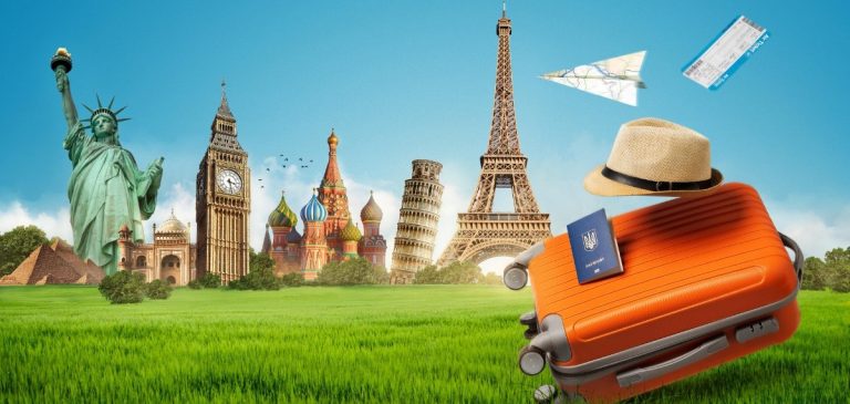 travel-concept-with-landmarks (1)